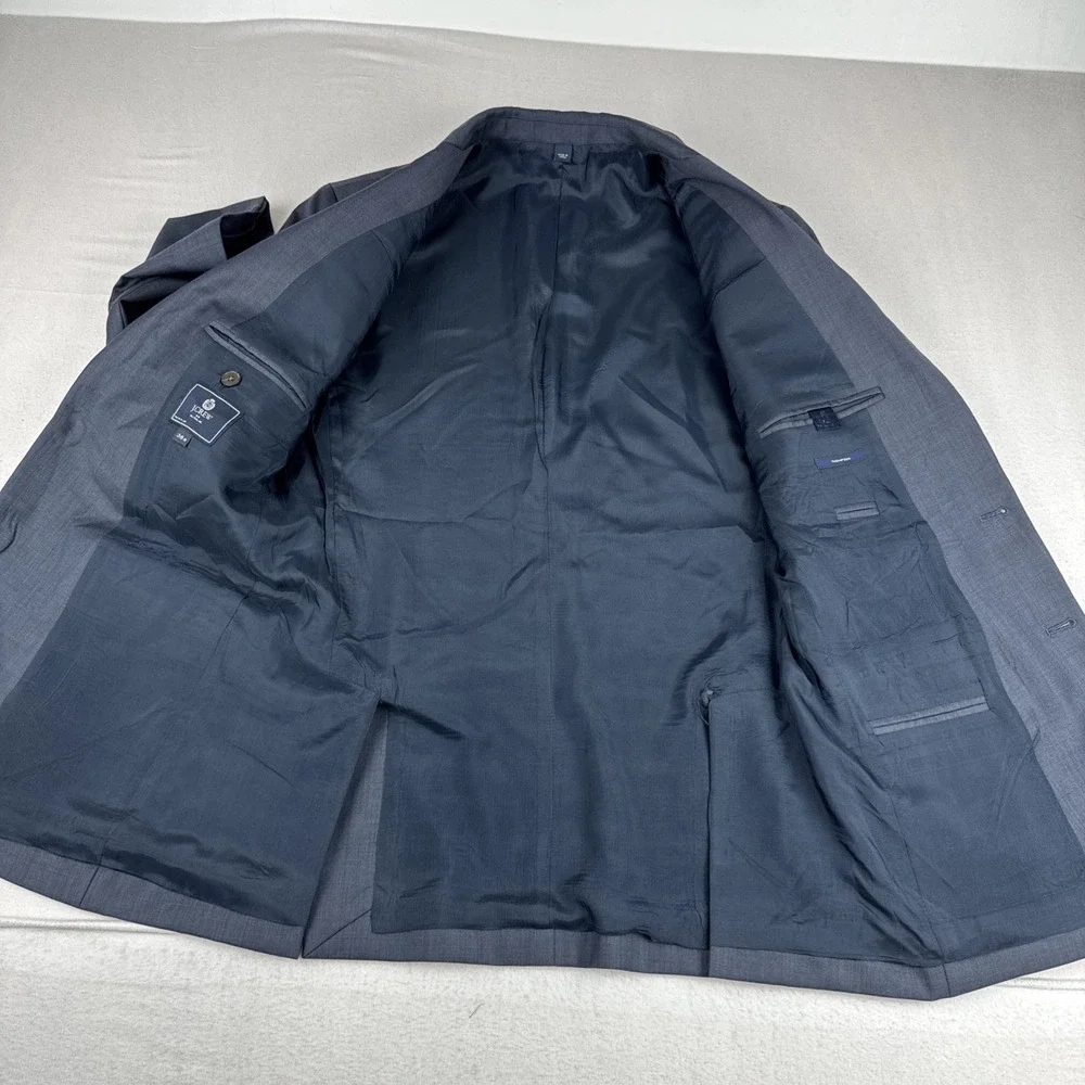J Crew Thompson Mens Navy blazer Sport Coat  38R Wool Preppy Business Office
